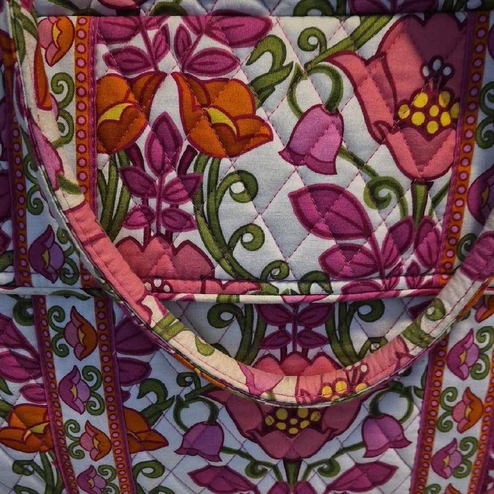 Vera Bradley Floral Pink Quilted Weekender Bag - Picture 2 of 8